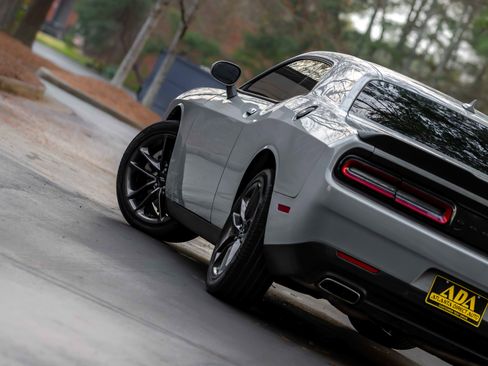 Used 2021 Dodge Challenger SXT w/ Plus Package image 26