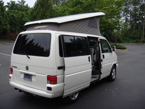 Used 2001 Volkswagen Eurovan FWD image 16