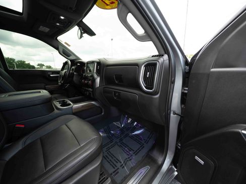 Used 2021 Chevrolet Silverado 1500 RST w/ Convenience Package II AWD/4WD image 25