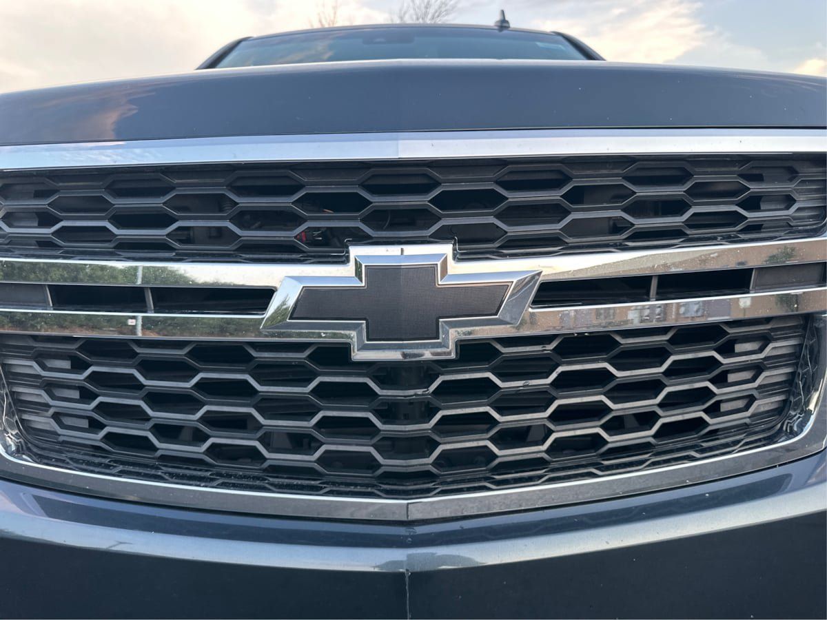 Used 2019 Chevrolet Suburban LT AWD/4WD image 25