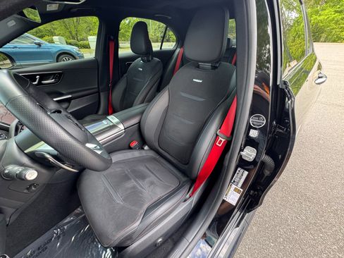 Used 2024 Mercedes-Benz C 43 AMG 4MATIC Sedan image 23