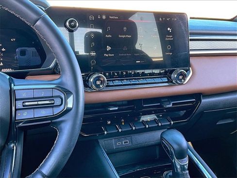 Used 2023 GMC Canyon AT4 w/ AT4 Premium Package image 17