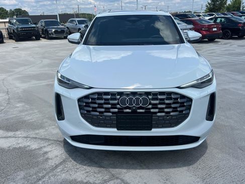 Certified 2025 Audi Q5 Premium Plus w/ Premium Plus AWD/4WD image 2
