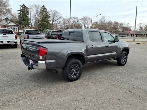 Used 2021 Toyota Tacoma 4x4 Double Cab image 3