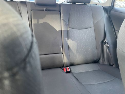 Used 2025 Toyota RAV4 XLE image 33