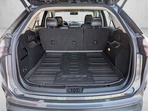 Used 2020 Ford Edge Titanium image 7