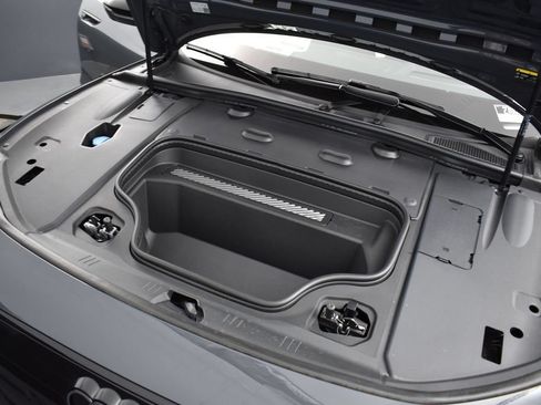 New 2027 Audi A6 e-tron Premium Plus AWD/4WD image 19