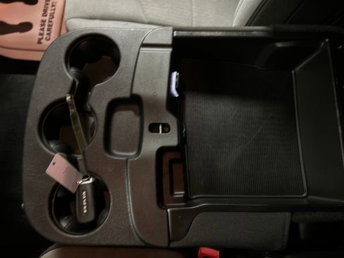 Used 2024 RAM 2500 Big Horn w/ Bed Utility Group image 21