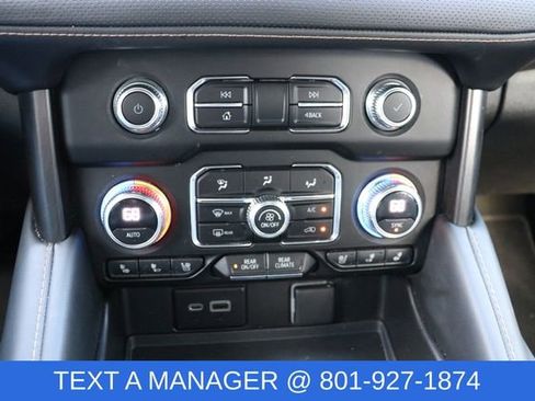 Used 2023 GMC Yukon XL AT4 w/ AT4 Premium Plus Package AWD/4WD image 33