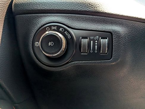 Used 2018 Jeep Compass Trailhawk w/ Leather Interior Group image 19