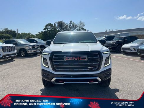 New 2026 GMC Yukon XL AT4 AWD/4WD image 3