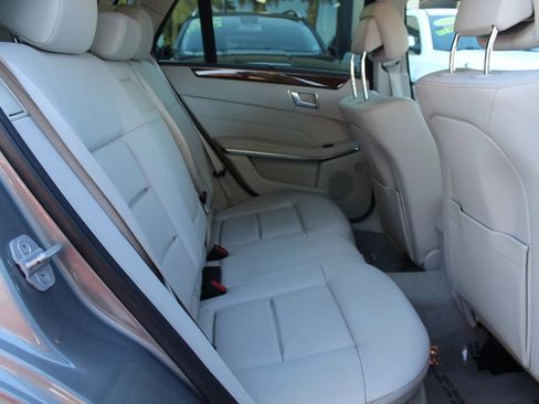 Used 2015 Mercedes-Benz E 350 4MATIC Wagon image 25