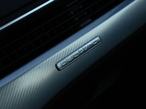 Used 2018 Audi A4 2.0T Premium Plus w/ Premium Plus Package image 26