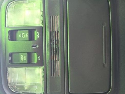 Used 2022 Honda Passport TrailSport image 19