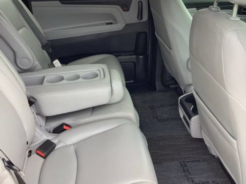 Used 2024 Honda Odyssey EX-L image 23