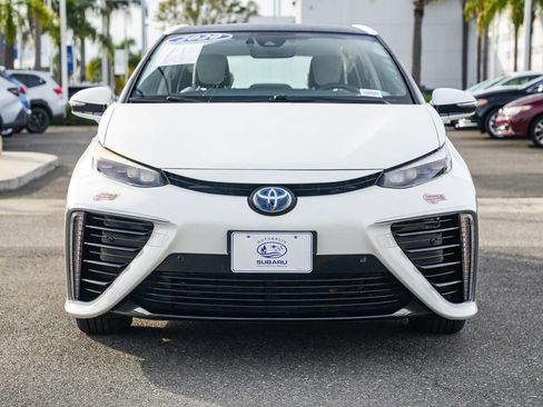 Used 2020 Toyota Mirai image 2