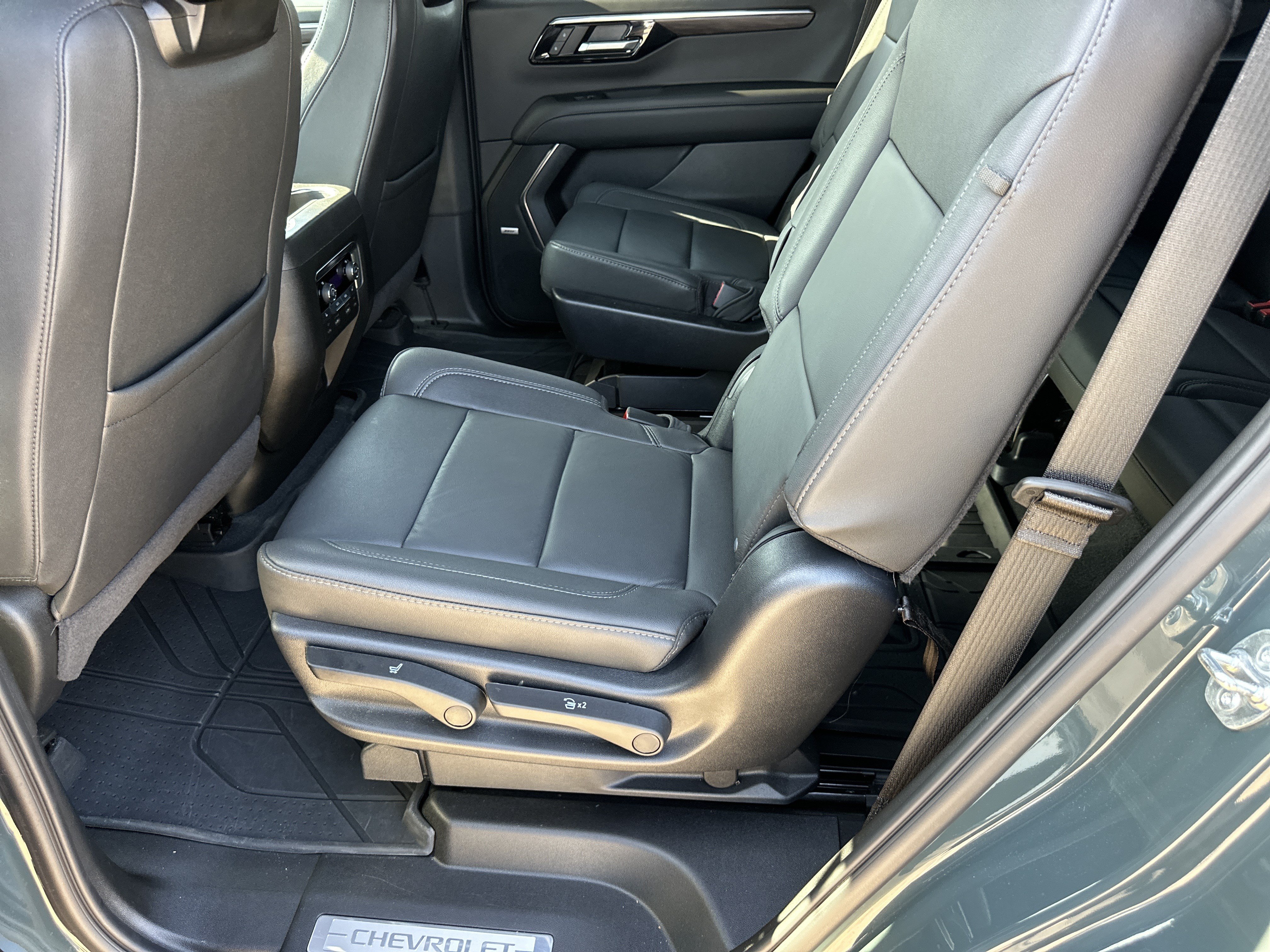 Certified 2025 Chevrolet Tahoe Z71 w/ Z71 Off-Road Package AWD/4WD image 23