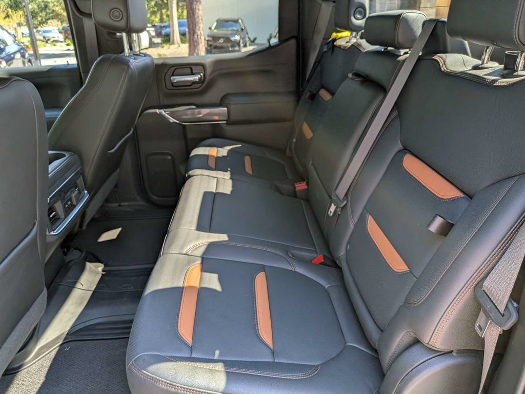 Used 2021 GMC Sierra 1500 AT4 AWD/4WD image 13