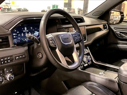 Used 2023 GMC Yukon Denali w/ LPO, Floor Liner Package image 16