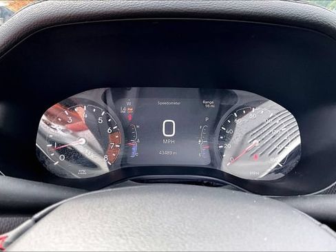 Used 2025 Jeep Compass Trailhawk AWD/4WD image 20