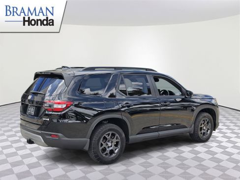 Certified 2021 Honda CR-V EX image 4