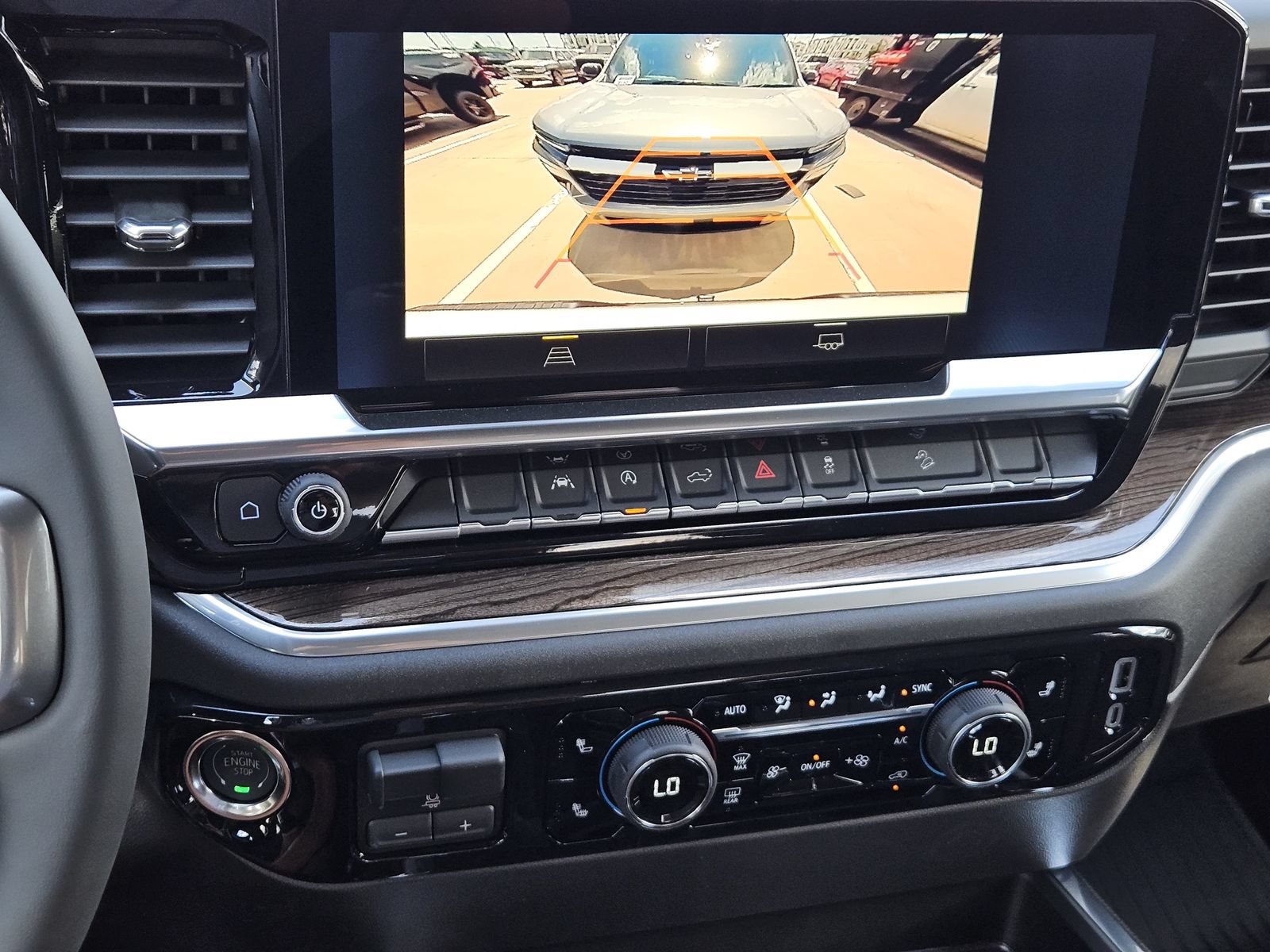New 2026 Chevrolet Silverado 1500 LT Trail Boss w/ LPO, Dark Essentials Package AWD/4WD image 21