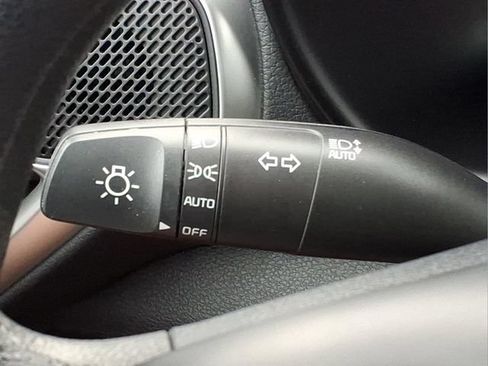Used 2023 Kia Soul LX FWD image 34