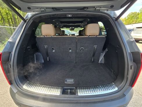 Used 2021 Kia Telluride SX w/ SX Prestige Package image 15
