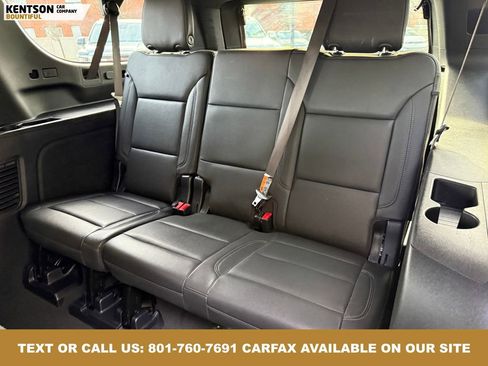 Used 2025 Chevrolet Suburban Z71 image 35