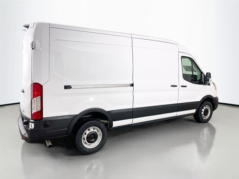 New 2025 Ford Transit 250 148 Medium Roof image 8