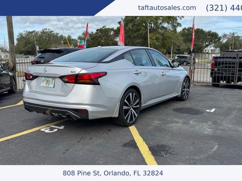 Used 2019 Nissan Altima 2.5 SR w/ SR Premium Package FWD image 4