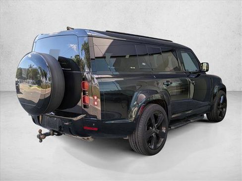 Certified 2024 Land Rover Defender 130 X-Dynamic SE AWD/4WD image 5