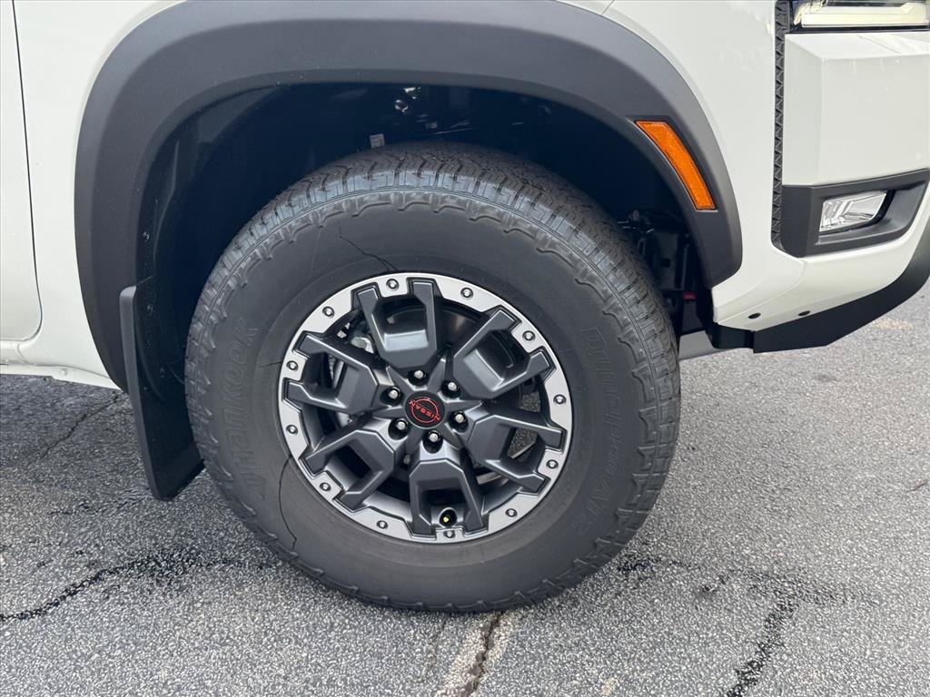 New 2026 Nissan Frontier PRO-4X w/ Pro Premium Package AWD/4WD image 9