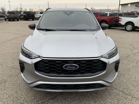 Used 2024 Ford Escape ST-Line w/ Cold Weather Package image 3