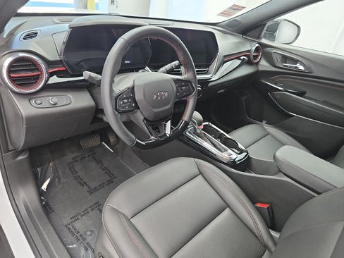 Used 2026 Chevrolet Trax RS w/ Driver Confidence Package FWD image 15