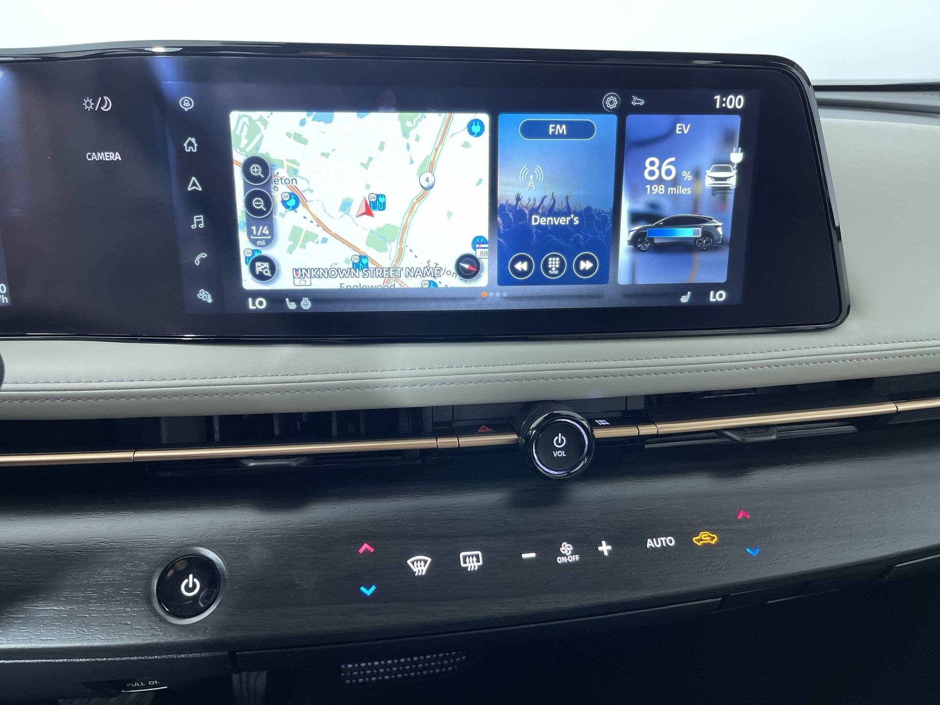 Certified 2024 Nissan Ariya AWD image 18