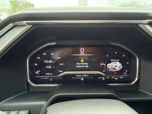 Used 2024 GMC Sierra 1500 Denali w/ Technology Package RWD image 38