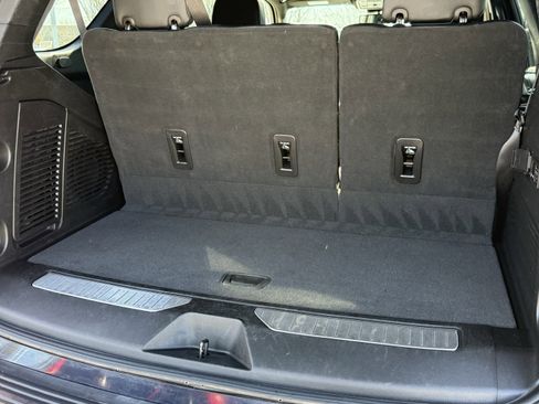 Used 2023 GMC Yukon Denali image 33