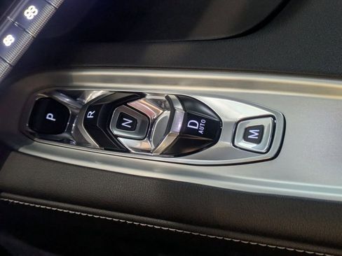 Used 2026 Chevrolet Corvette Stingray Coupe w/ Z51 Performance Package image 11