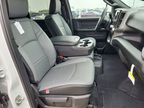 New 2026 RAM 2500 Tradesman AWD/4WD image 22