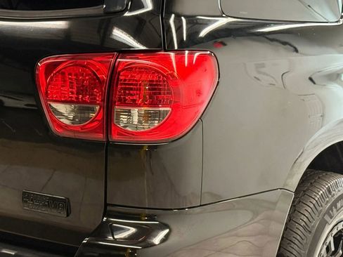 Used 2013 Toyota Sequoia SR5 image 10