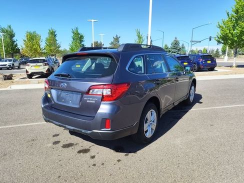 Used 2016 Subaru Outback 2.5i AWD/4WD image 3