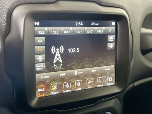 Used 2022 Jeep Renegade Latitude w/ Convenience Group image 15