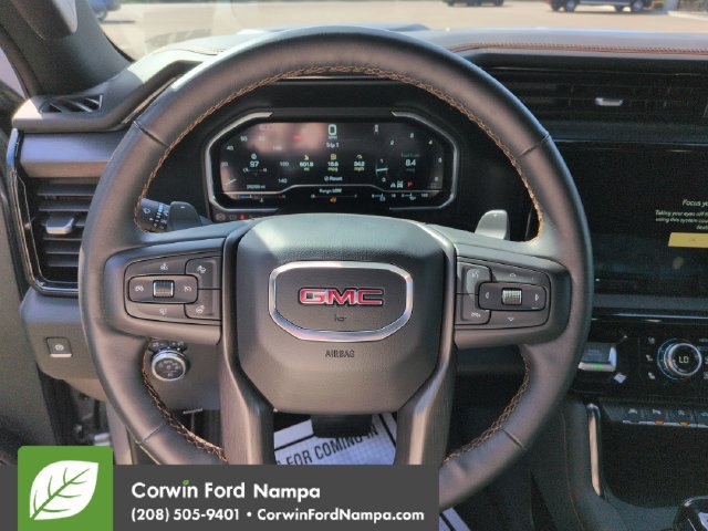 Used 2024 GMC Sierra 1500 AT4 w/ Technology Package AWD/4WD image 14