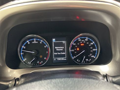 Used 2016 Toyota RAV4 Limited image 28