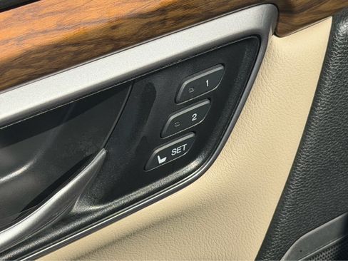 Used 2019 Honda CR-V EX-L image 9