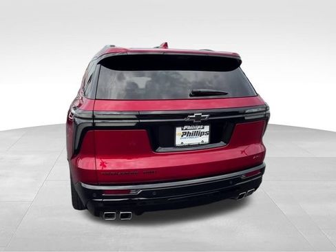 Used 2024 Chevrolet Traverse RS w/ LPO, Floor Liner Package AWD/4WD image 5