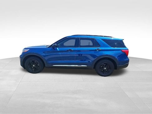 Used 2023 Ford Explorer XLT RWD image 16