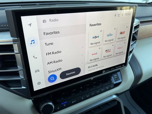 Used 2022 Toyota Tundra 1794 Edition image 11