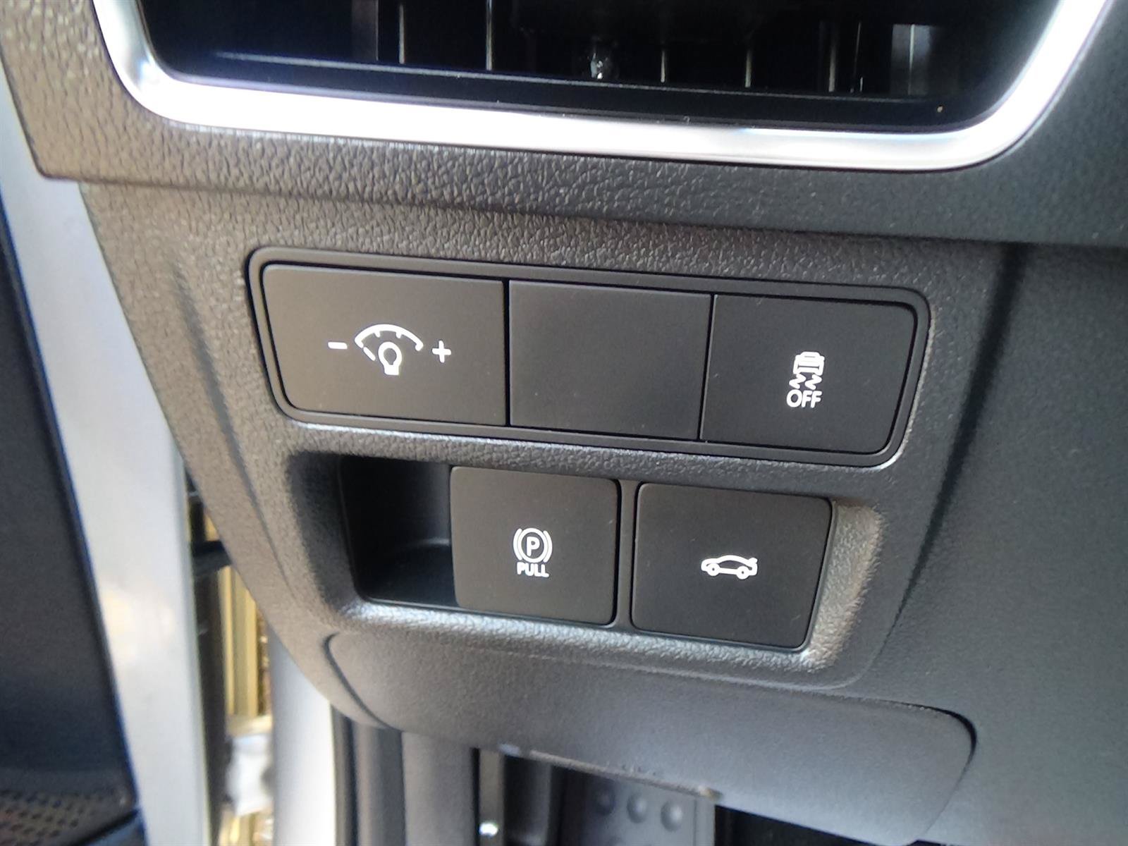Used 2025 Hyundai Sonata SEL FWD image 19